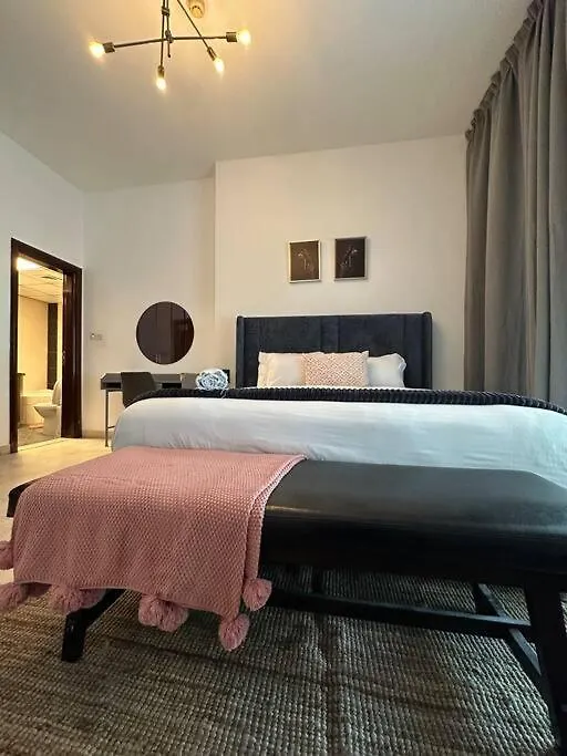 Cozy 2Bhk With Marina Views Apartment Dubai