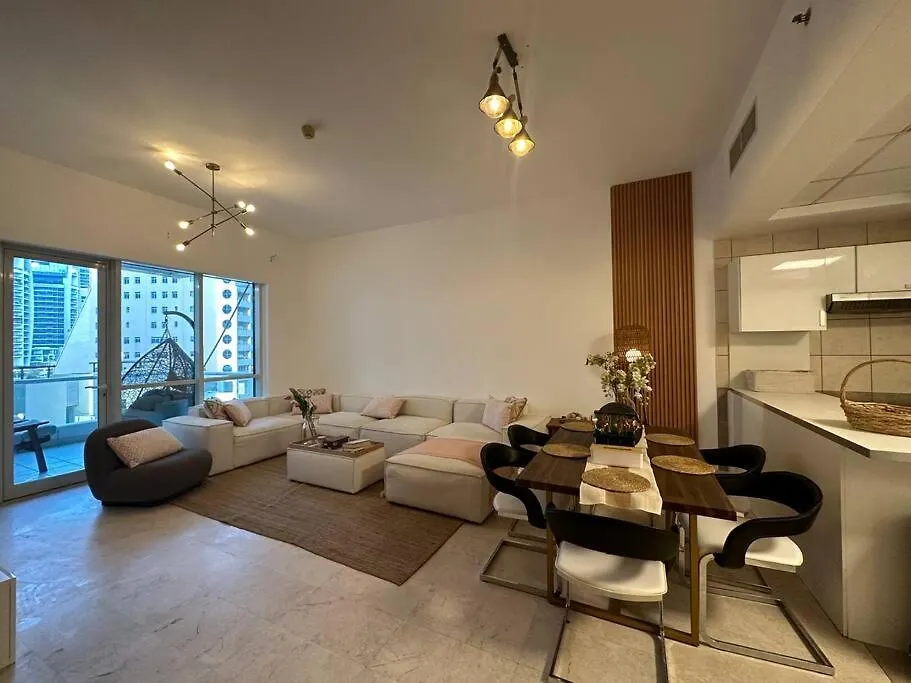 Cozy 2Bhk With Marina Views Apartment Dubai United Arab Emirates